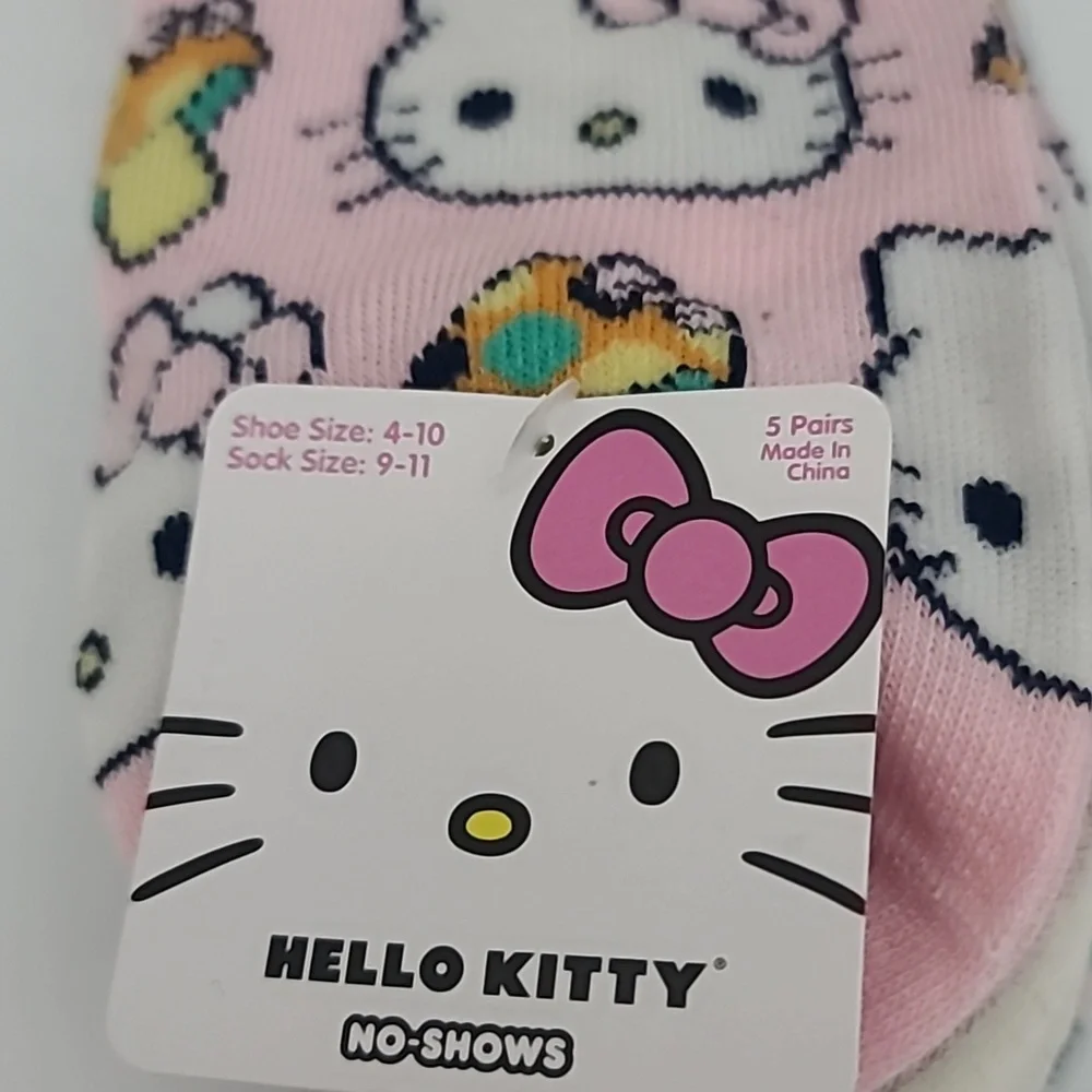 Hello Kitty 5 Pair Women's No Show Socks Shoe Size 4-10